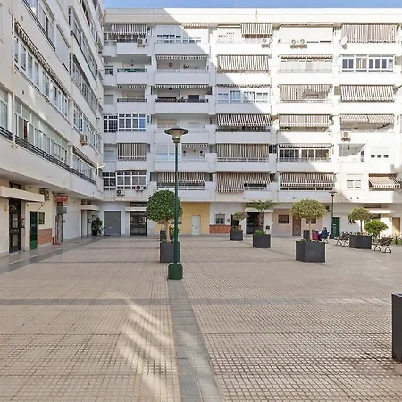Precioso A 5 Minutos Andando De La Playa * Malaga